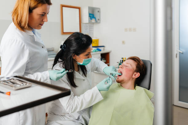 Best Emergency Cosmetic Dentistry in Okawvle, IL